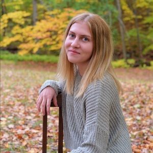 Meet your Posher, Anna